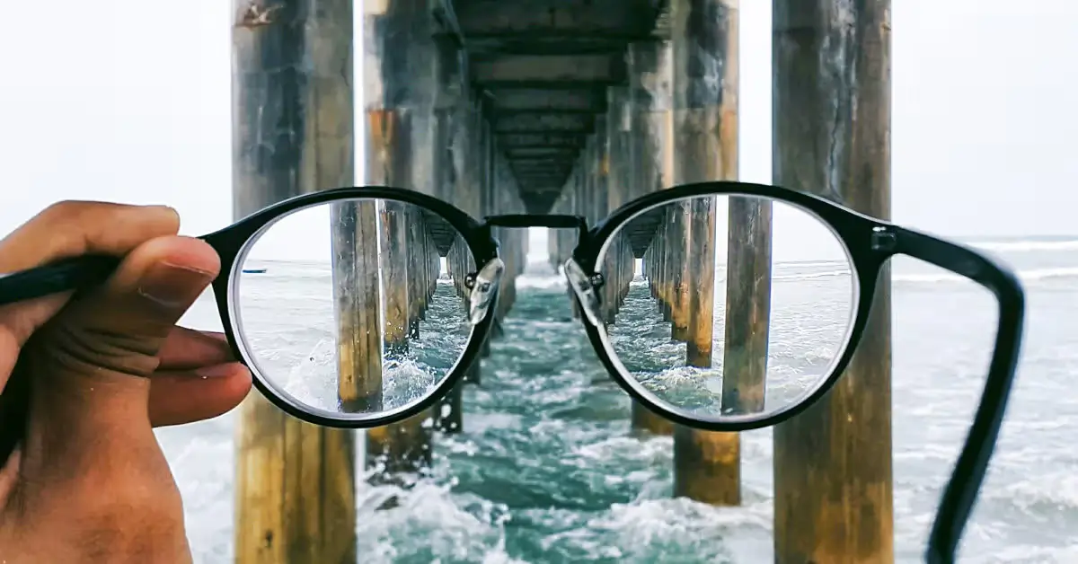 Ist eine Gleitsichtbrille bei reiner Weitsichtigkeit ohne Presbyopie sinnvoll?